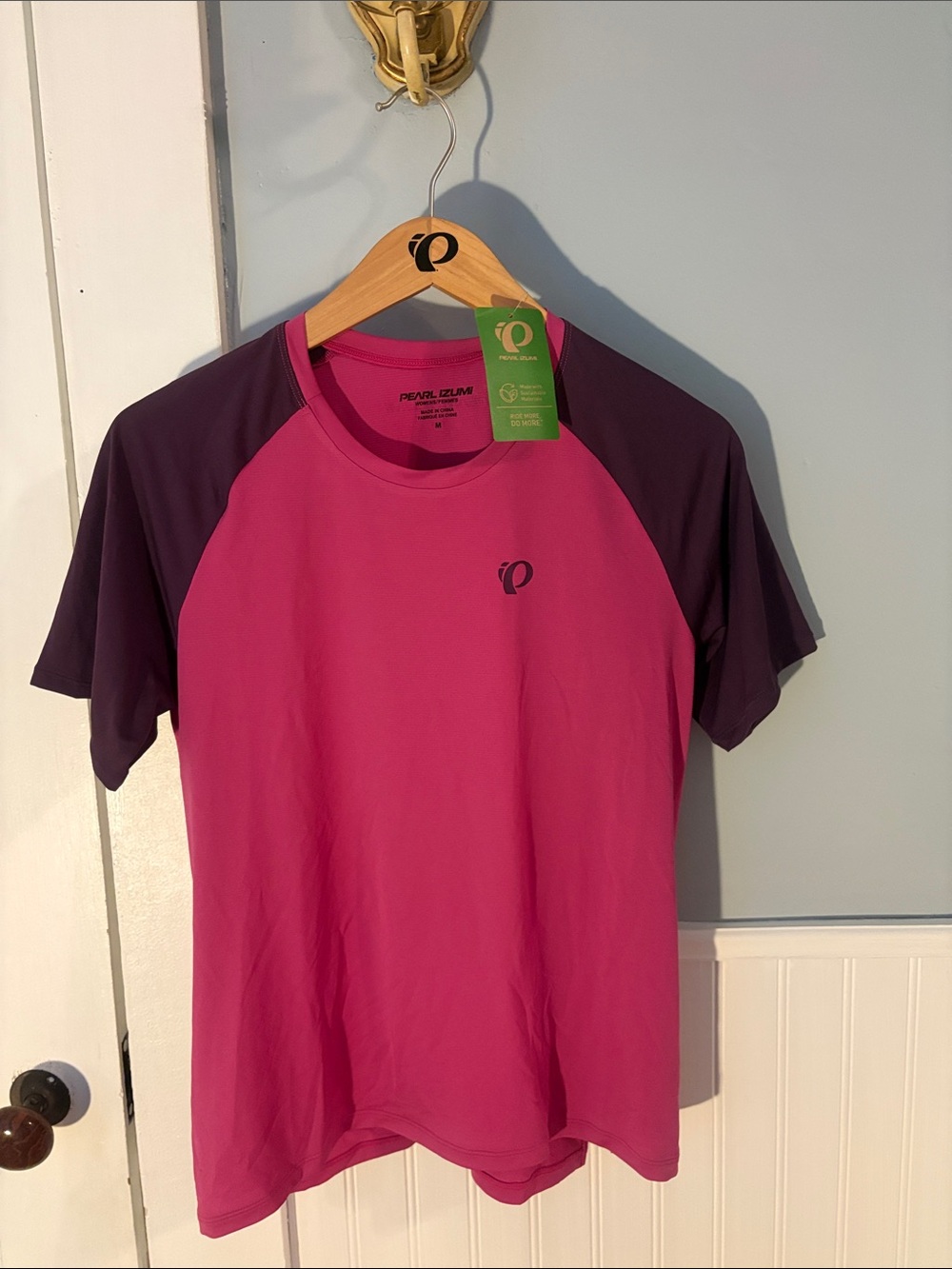 Pearl Izumi Pink Cycling Jersey with Plum Sleeves